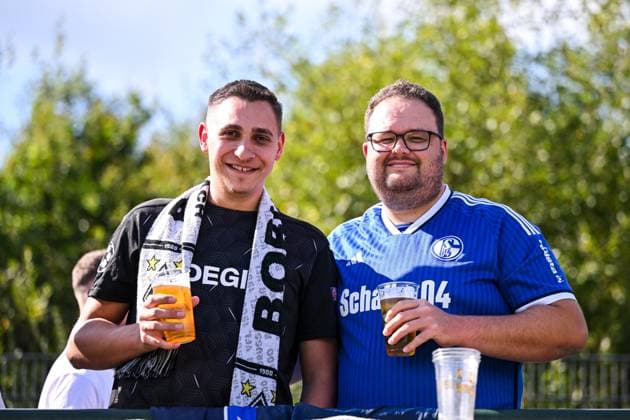 Fußball, FC Schalke 04 - Borussia Mönchengladbach, Ultras geben Fanfreundschaft bekannt - Archivbilder