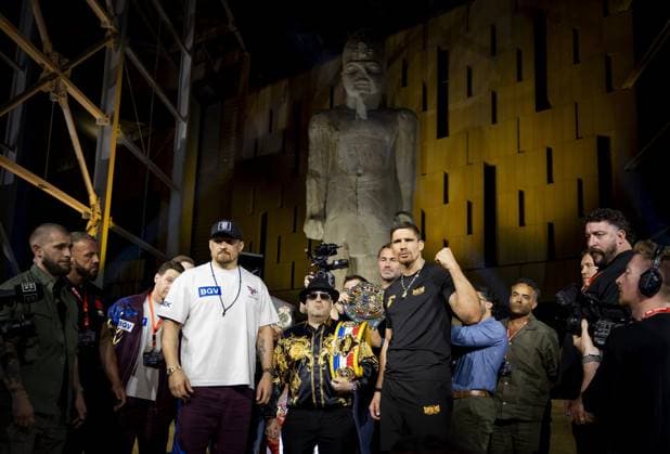 Boxen, WBC, Oleksandr Usyk - Rico Verhoeven, Wiegetermin im Ägyptischen Museum in Kairo