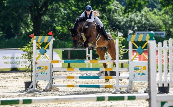 Pferdesport, Pfingstturnier Reitverein Voerde, Springreiten