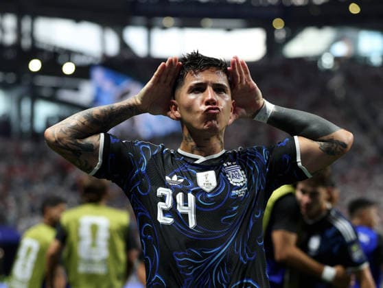 Fußball, Enzo Fernandez wechselt vonm FC Chelsea zu Manchester City, Archivbilder