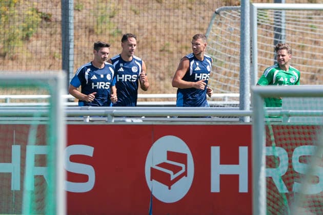 Fußball, 1. BL, FC Schalke 04, Training