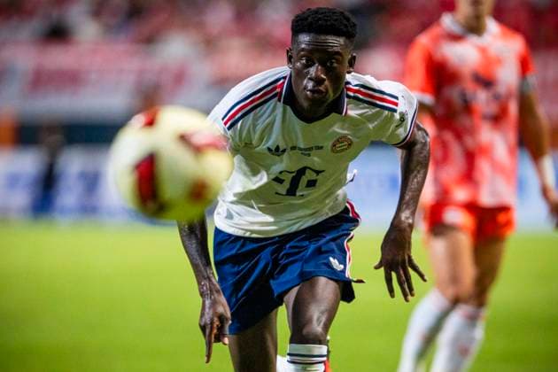Fußball, FC Bayern München gibt Bara Sapoko Ndiaye Profivertrag, Archivbilder