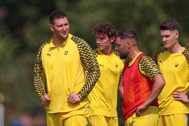 Fußball, SV Tiefenbach - SG Kirchardt, Niklas Süle gibt Debüt in der Kreisliga