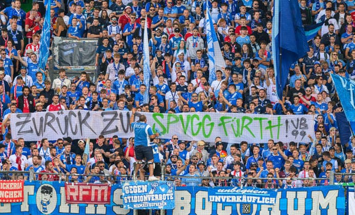 Fußball, 2. BL, SpVgg Greuther Fürth, Fans wollen Rückbenennung zur SpVgg Fürth - Archivbilder