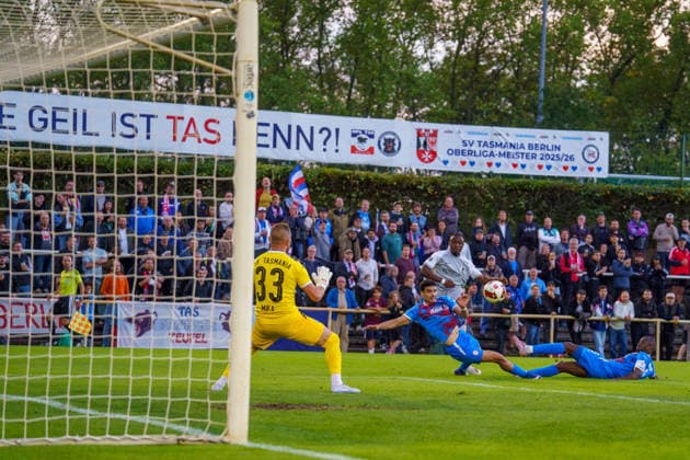 Fußball, RL Nordost, SV Tasmania Berlin - BSG Chemie Leipzig