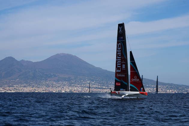 Segeln, America s Cup im Golf von Neapel