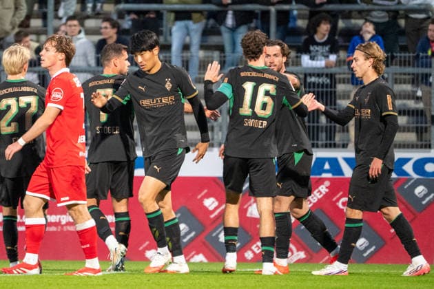 Fußball, Testspiel, Sportfreunde Siegen - Borussia Mönchengladbach
