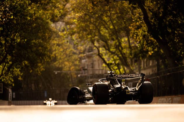 Formel 1, GP Aserbaidschan in Baku, Kimi Antonellis beschädigter Rennwagen nach dem Unfall