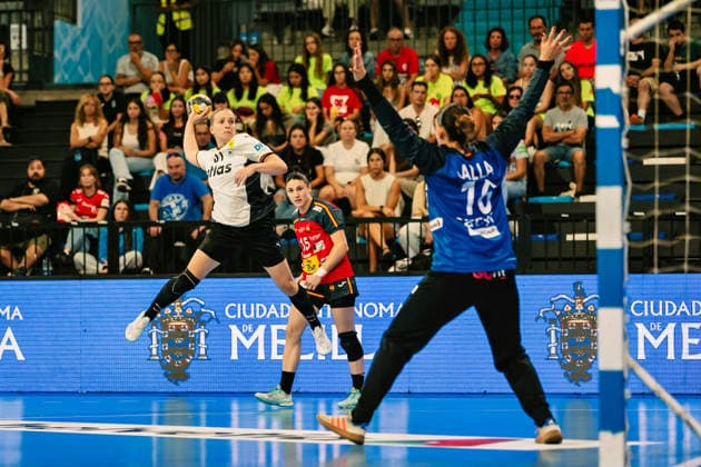 Handball, Frauen, Länderspiel, Spanien - Deutschland
