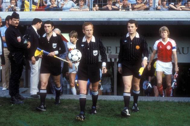 Fußball, ehemaliger Schiedsrichter Adolf Prokop gestorben