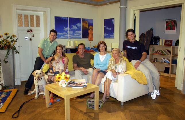 RTL stellt Soap Unter uns nach 32 Jahren ein, Archivbilder