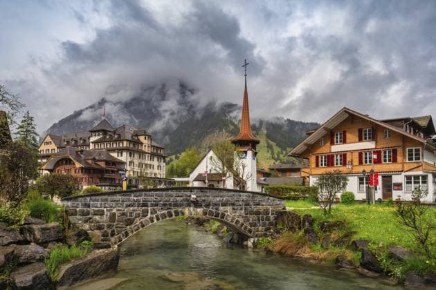 Schweiz, Dorf Kandersteg im Kanton Bern bedroht durch massiven Felssturz, Archivbilder