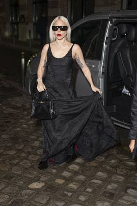 Lady Gaga unterwegs in Paris
