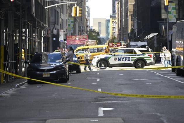 Football-Profi Kris Boyd in New York angeschossen, Ermittlungen am Tatort in Midtown