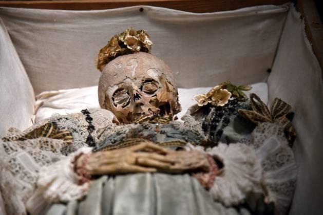 Mumien - Ausstellung im Musee de lHomme in Paris