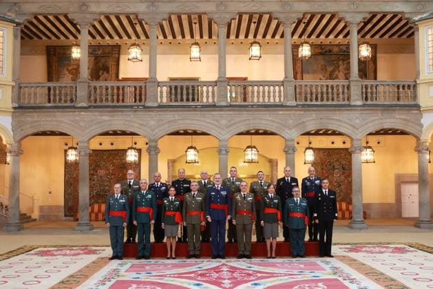 König Felipe von Spanien empfängt Militärs in Madrid