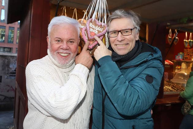 Taco Ockerse und Thorsten Laussch zu Besuch auf Barmbeker Weihnachtsmarkt und im Museum Retro Spiele