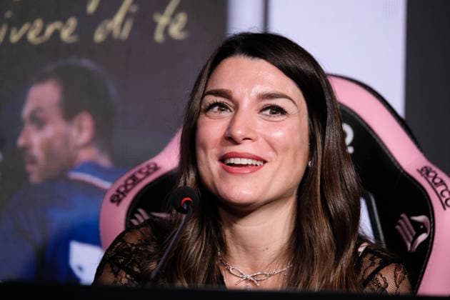 Jessica Schillaci präsentiert Buch in Palermo