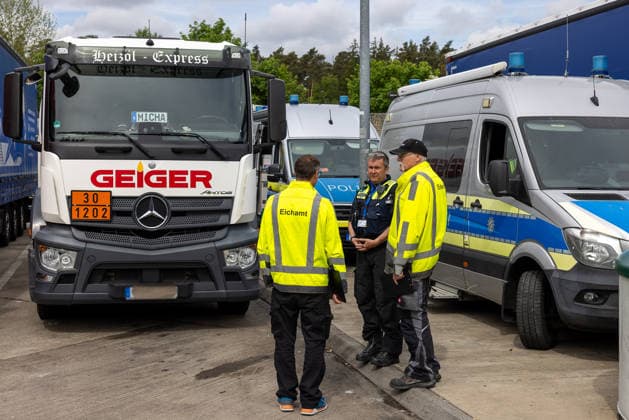 Bayern, Länderübergreifende Großkontrolle zum Sicherheitstag in Mittelfranken