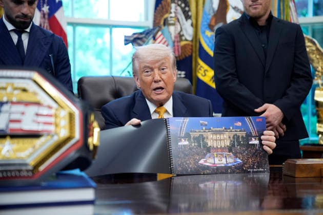 USA, Donald Trump trifft UFC Kämpfer in Washington