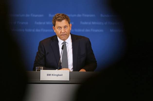 Berlin, Lars Klingbeil bei Bekanntgabe des Ergebnis der Steuerschätzung für 2026 bis 2030