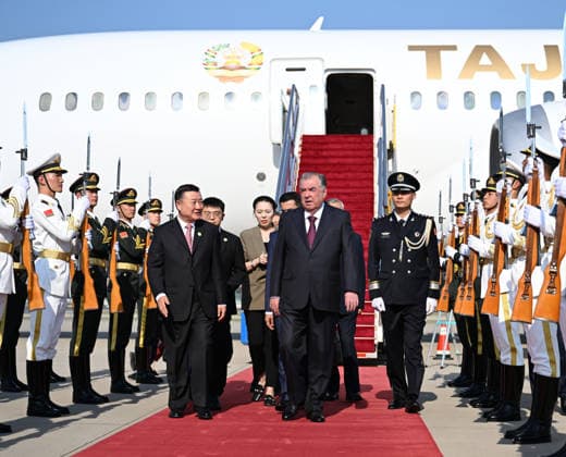Peking, Staatsbesuch von Tadschikistans Präsident Emomali Rahmon in China