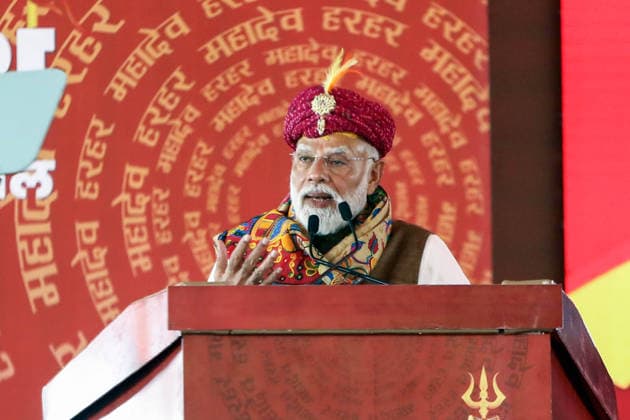 Indien, Narendra Modi spricht auf Versammlung in Gir Somnath