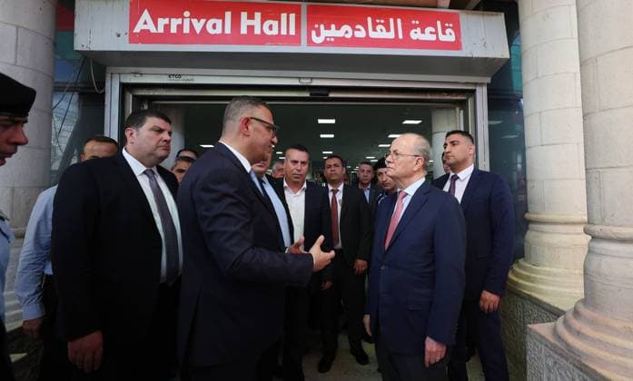 Westjordanland, Mohammad Mustafa besucht Hadsch-Pilger vor Abreise in Jericho