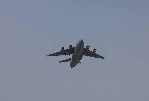 China, US-Luftwaffe C-17 landet vor Trump-Besuch in Peking