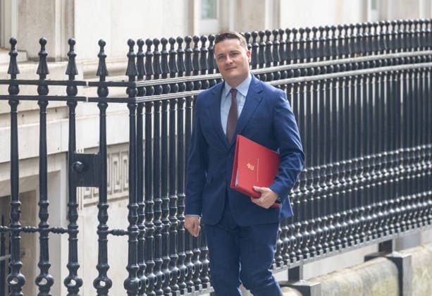Großbritannien, Wes Streeting vor 10 Downing Street in London