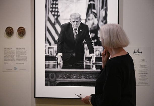 USA, Washington, National Portrait Gallery stellt Trump-Porträttext wieder her