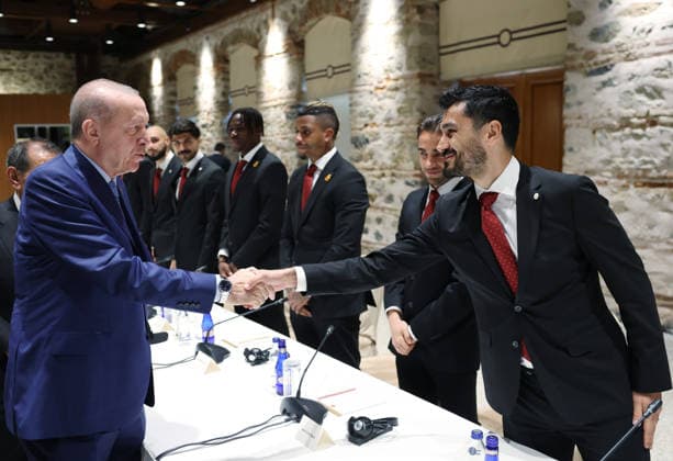 Türkei, Recep Tayyip Erdogan empfängt Mannschaft von Galatasaray Istanbul