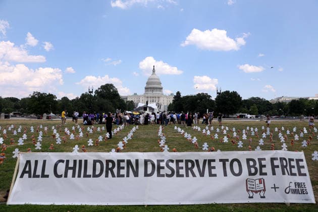 USA, Protest und Mahnwache gegen ICE-Haft für Familien in Washington
