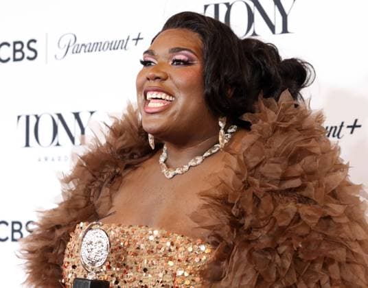 Celebrity, Tony Awards in New York, Qween Jean gewinnt als erste transgender lebende Person