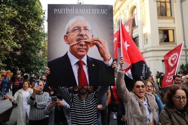 Türkei, CHP-Protest gegen Absetzung von Özgür Özel in Istanbul