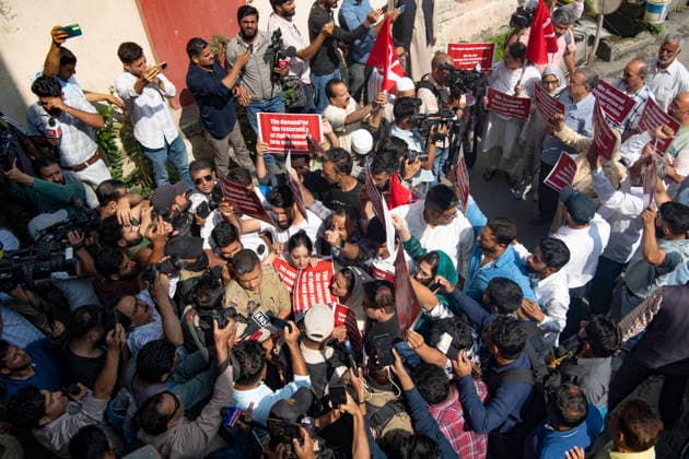 Indien, Proteste in Srinagar
