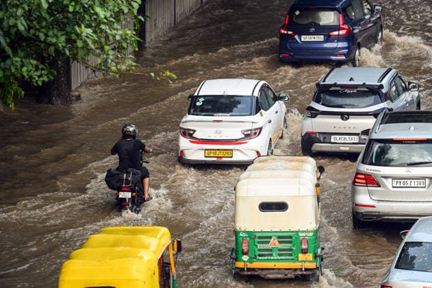Indien, Starkregen in Neu Delhi