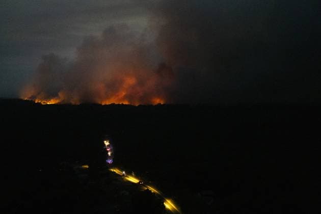 Frankreich, Waldbrände nahe Luglon