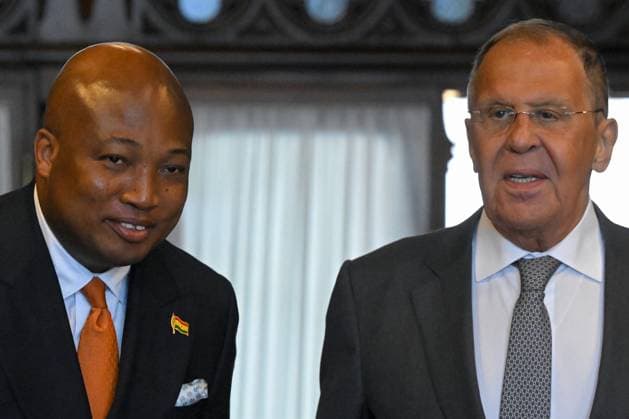 Russland, Sergej Lawrow empfängt Samuel Okudzeto Ablakwa in Moskau