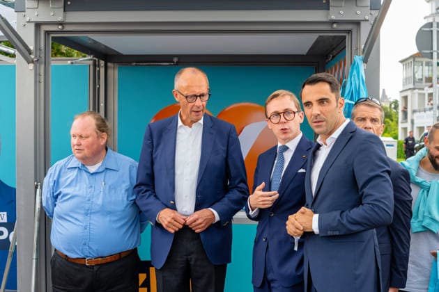 Landtagswahl Mecklenburg-Vorpommern, CDU Spitzenkandidat Daniel Peters wünscht keinen Wahlkampfauftritt von Merz - Archivbilder