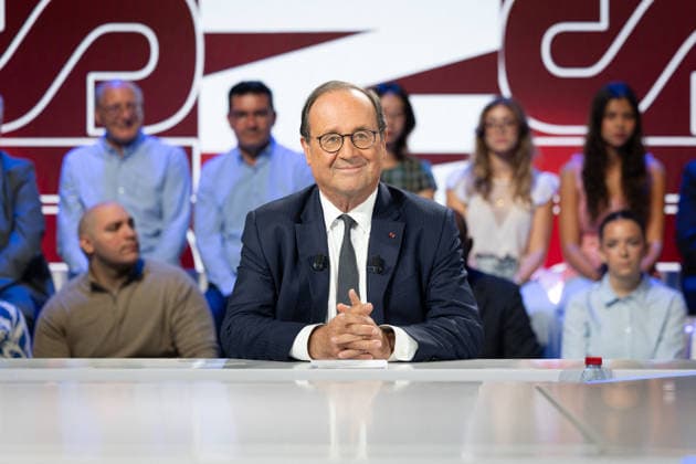 Frankreich, Francois Hollande im TV-Interview in Paris