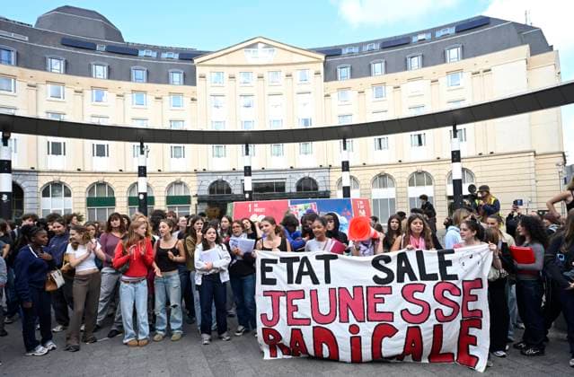 Belgien, Demonstration von Studierenden gegen steigende Studiengebühren in Brüssel