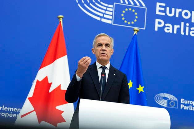 Frankreich, Premierminister Mark Carney bei gemeinsamer Pressekonferenz im EU-Parlament in Straßburg