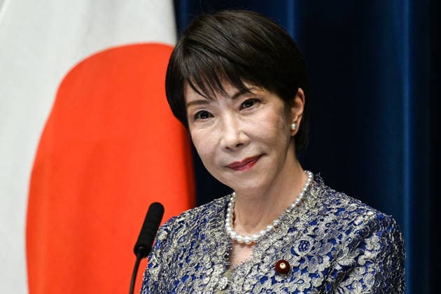 Japan, Sanae Takaichi bei Pressekonferenz nach Umbildung des Kabinetts im Amtssitz des Premierministers in Tokio