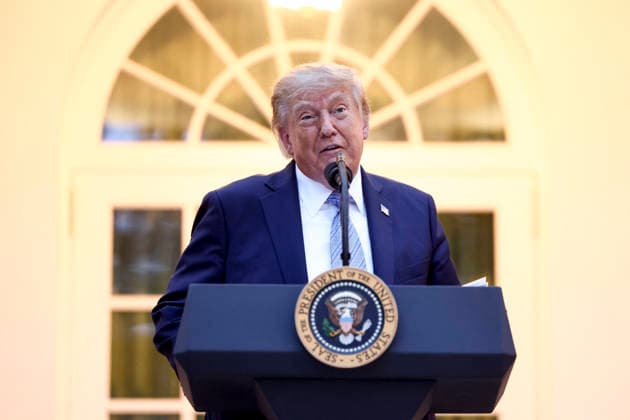 USA, Donald Trump empfängt Jäger und Fischer am Weißen Haus in Washington