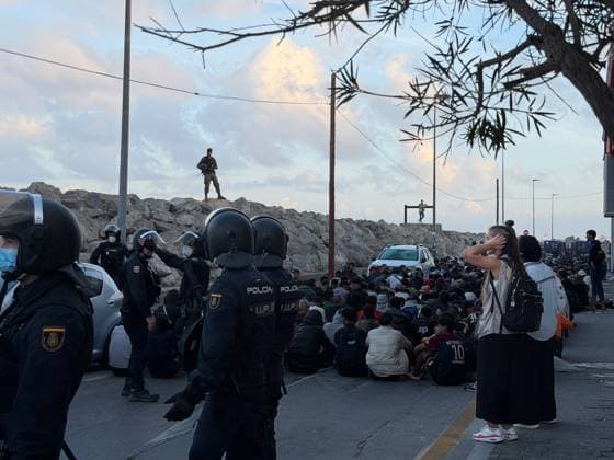 Spanien, Relokalisierung von Geflüchteten in Lager in Ceuta