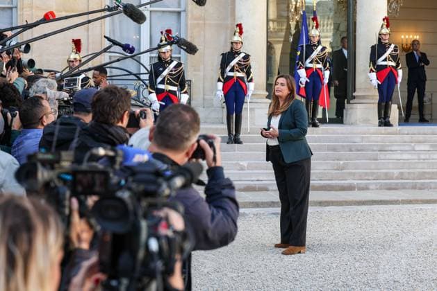 Frankreich, Emmanuel Macron empfängt Spitzen der im Parlament vertretenen politischen Parteien in Paris