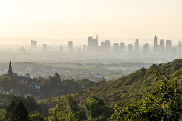 Hessen, Skyline von Frankfurt am Main am Morgen