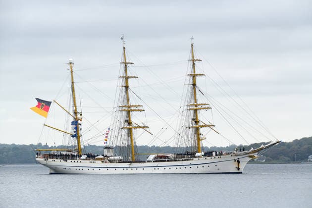 Schleswig-Holstein, Einlaufen des Segelschulschiffes Gorch Fock in Kiel