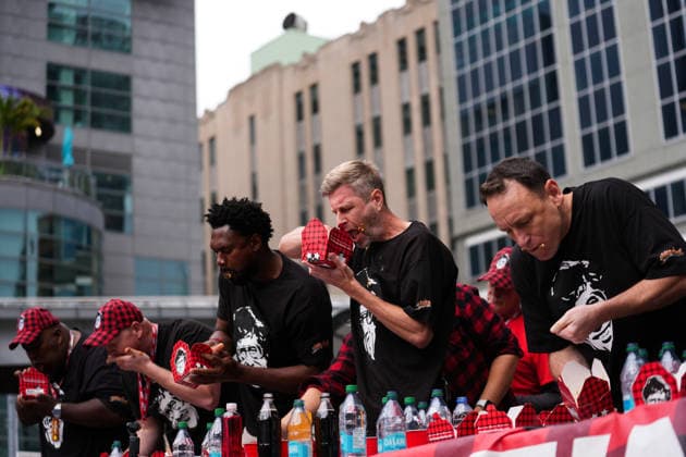 Kanada, World Poutine Eating Championship in Toronto